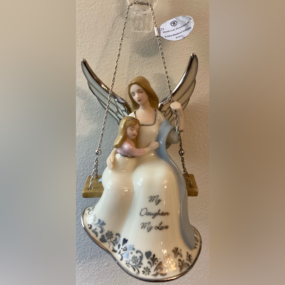 “My Daughter My Love” tags 2004 Heirloom Bradford Exchange Porcelain Gift 83511